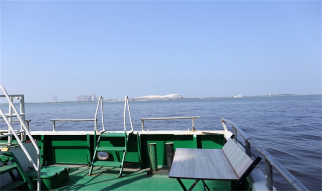 深圳市海葬电话海葬价格骨灰撒海